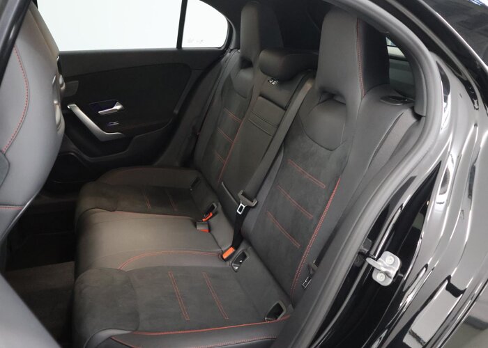 Mercedes-Benz A-Klasse 180 Business Solution AMG