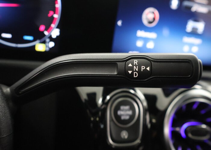 Mercedes-Benz A-Klasse 180 Business Solution AMG