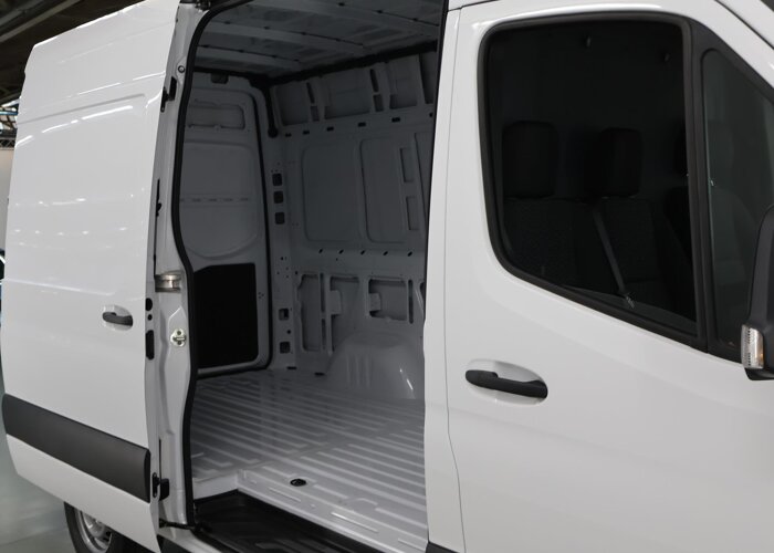 Mercedes-Benz Sprinter 315 L2H2 RWD