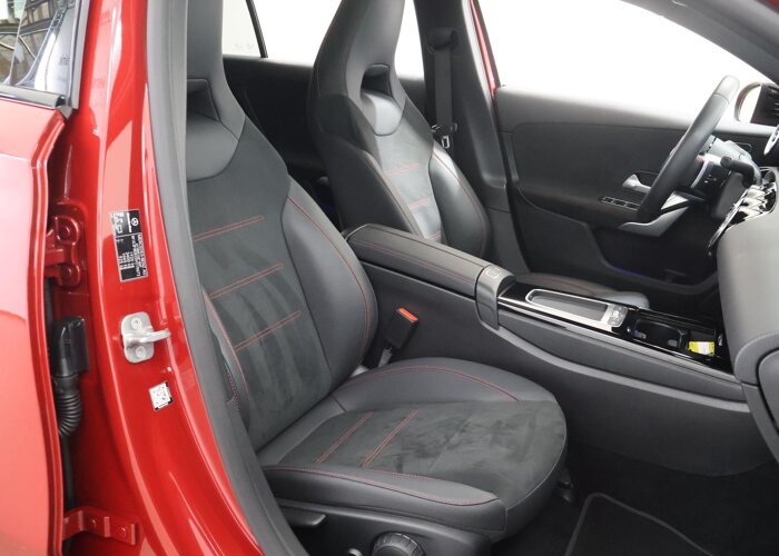 Mercedes-Benz A-Klasse 180 Business Solution AMG