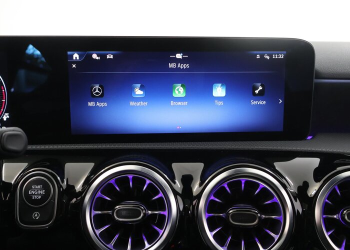 Mercedes-Benz A-Klasse 180 Business Solution AMG