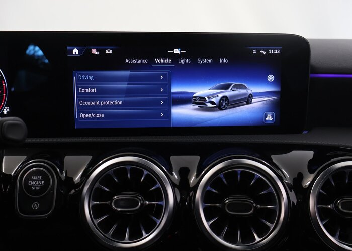 Mercedes-Benz A-Klasse 180 Business Solution AMG