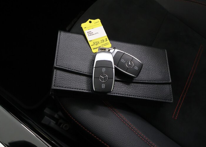 Mercedes-Benz A-Klasse 180 Business Solution AMG