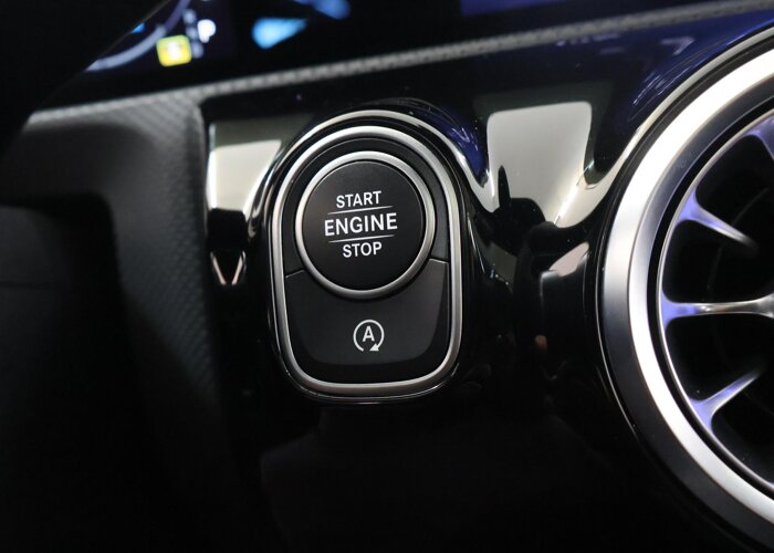 Mercedes-Benz A-Klasse 180 Business Solution AMG