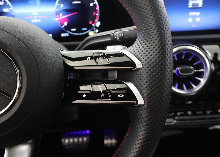Mercedes-Benz A-Klasse 180 Business Solution AMG