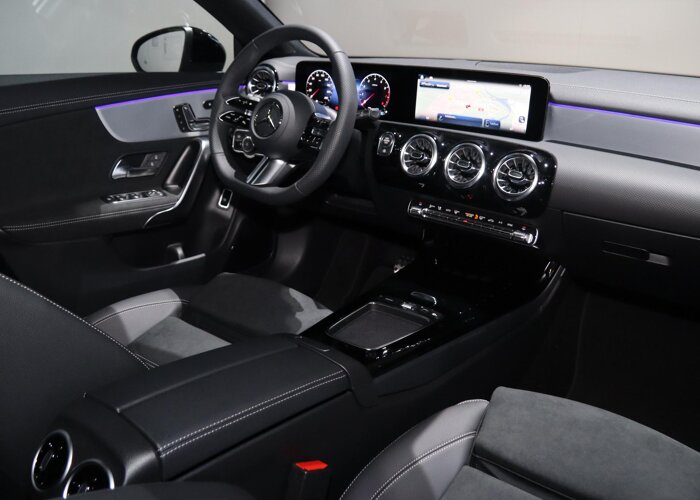 Mercedes-Benz CLA-Klasse 180 Business Solution AMG