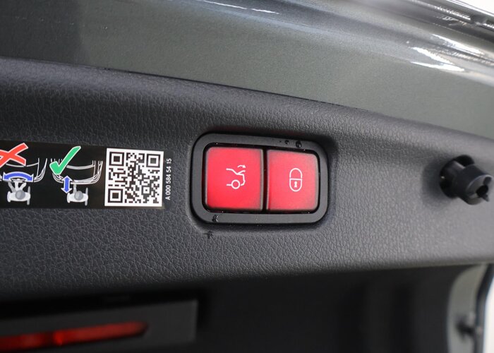 Mercedes-Benz C-Klasse 300e Business Solution AMG