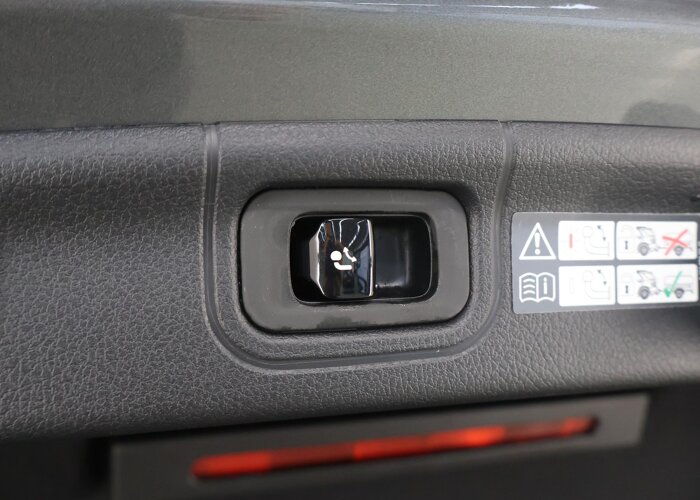 Mercedes-Benz C-Klasse 300e Business Solution AMG