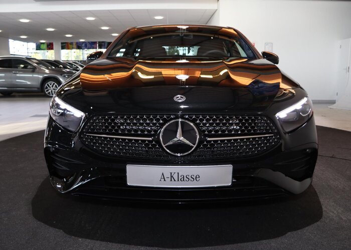 Mercedes-Benz A-Klasse 180 Business Solution AMG