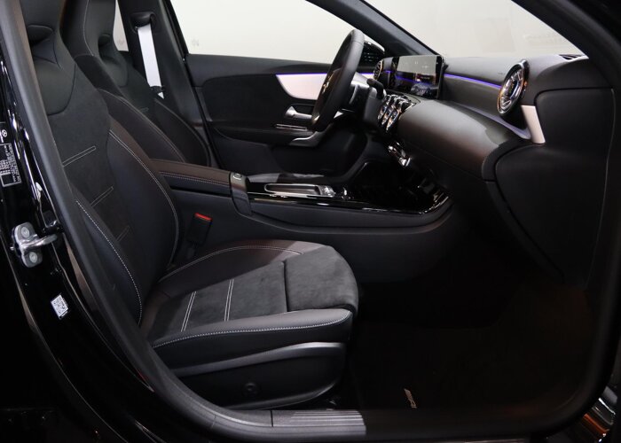 Mercedes-Benz A-Klasse 180 Business Solution AMG