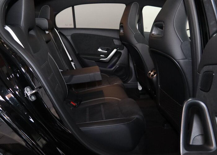 Mercedes-Benz A-Klasse 180 Business Solution AMG