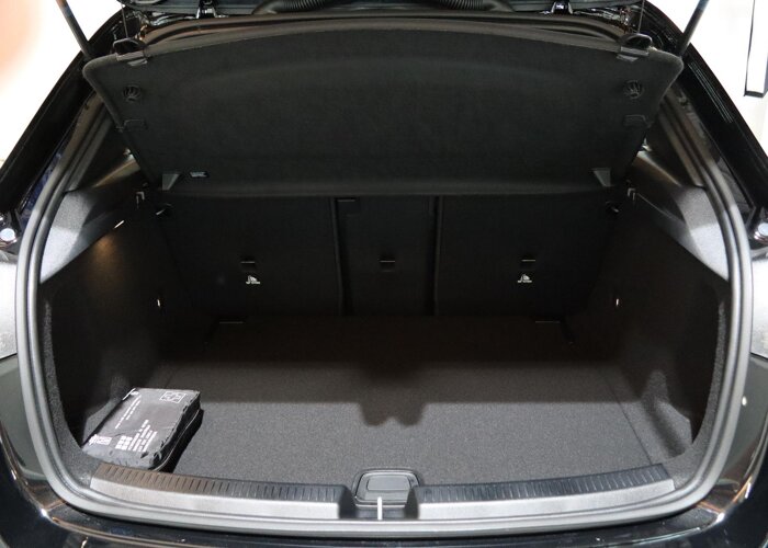 Mercedes-Benz A-Klasse 180 Business Solution AMG
