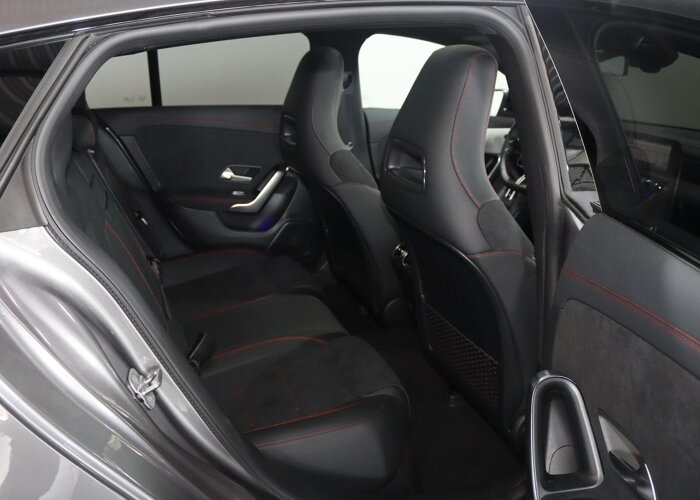 Mercedes-Benz CLA-Klasse Shooting Brake 180 Business Solution AMG