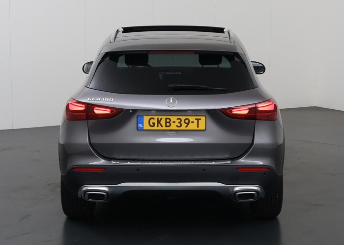 Mercedes-Benz GLA 180 Star Edition Luxury Line