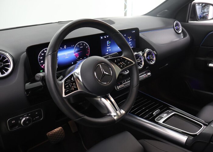 Mercedes-Benz GLA 180 Star Edition Luxury Line