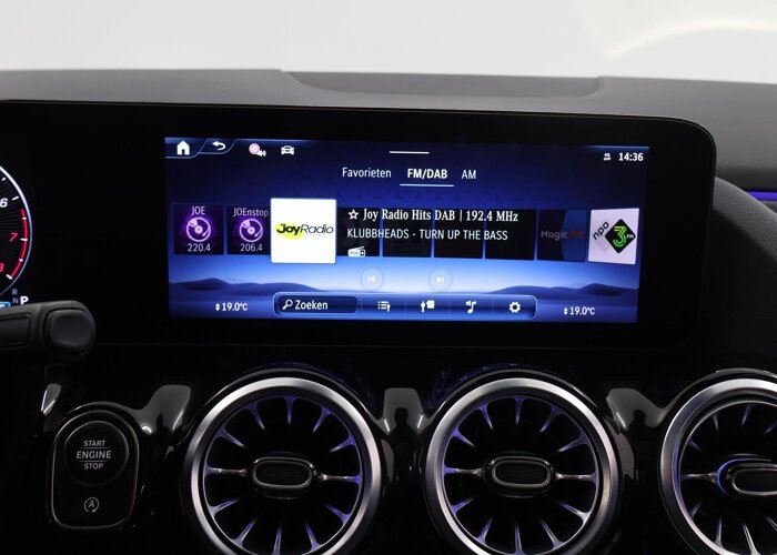 Mercedes-Benz GLA 180 Star Edition Luxury Line