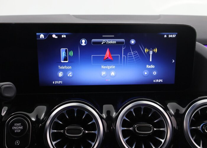 Mercedes-Benz GLA 180 Star Edition Luxury Line