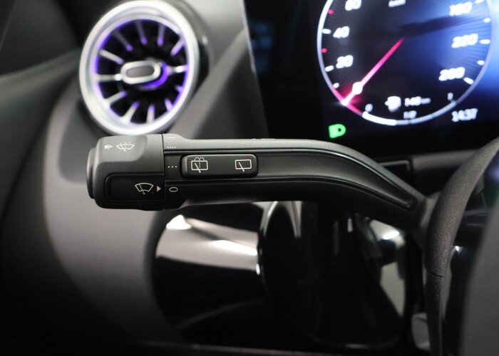 Mercedes-Benz GLA 180 Star Edition Luxury Line