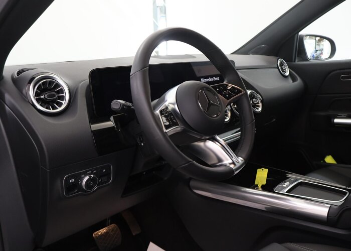 Mercedes-Benz EQA 250+ Luxury Line 71 kWh