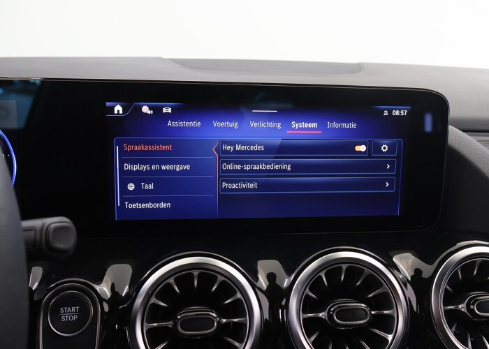 Mercedes-Benz EQA 250+ Luxury Line 71 kWh