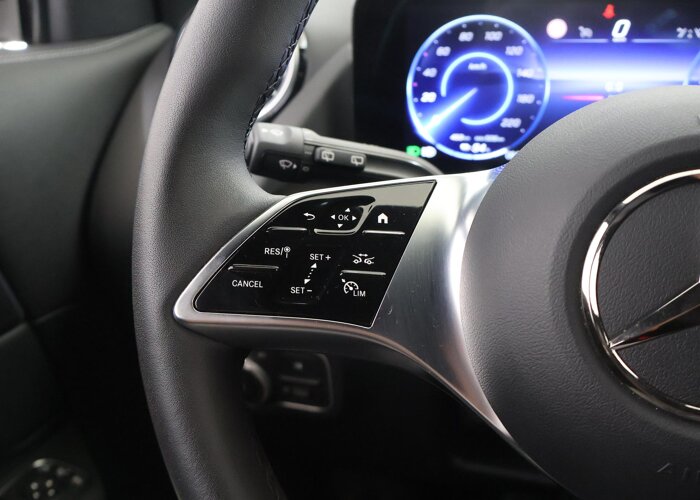 Mercedes-Benz EQA 250+ Luxury Line 71 kWh