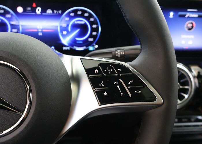 Mercedes-Benz EQA 250+ Business Solution Luxury 71 kWh