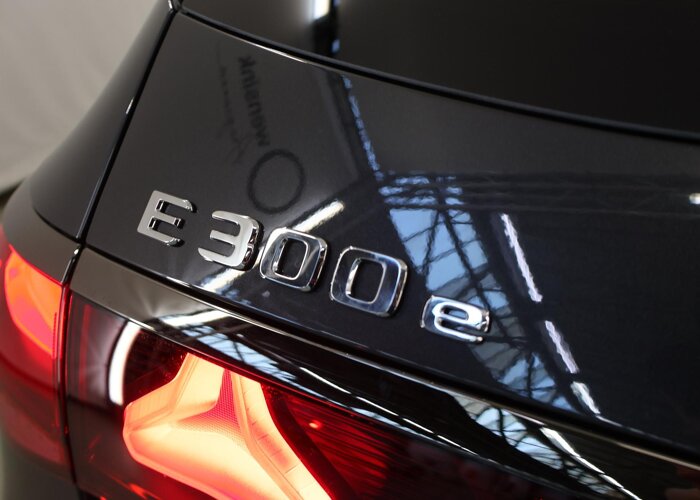 Mercedes-Benz E-Klasse Estate 300 e Business Solution AMG