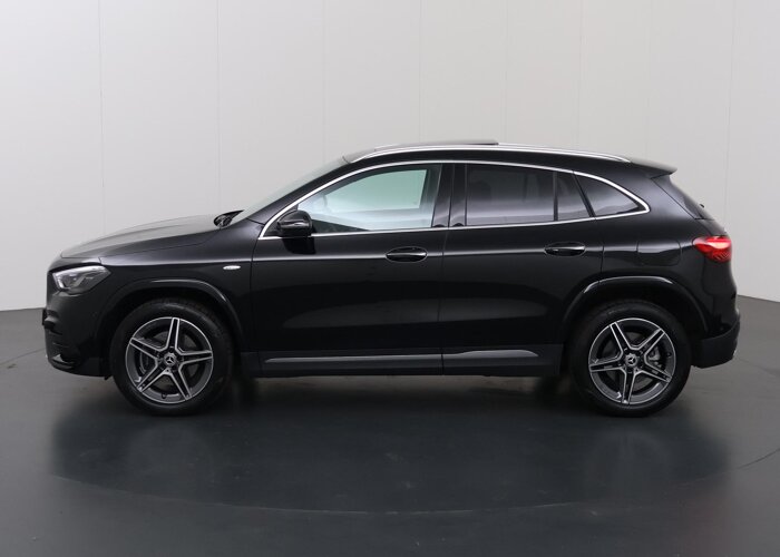 Mercedes-Benz GLA 250e Business Solution AMG