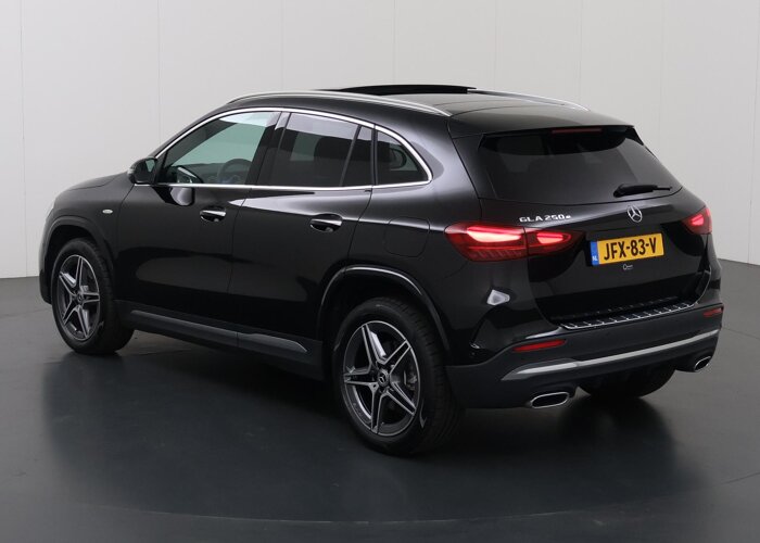 Mercedes-Benz GLA 250e Business Solution AMG