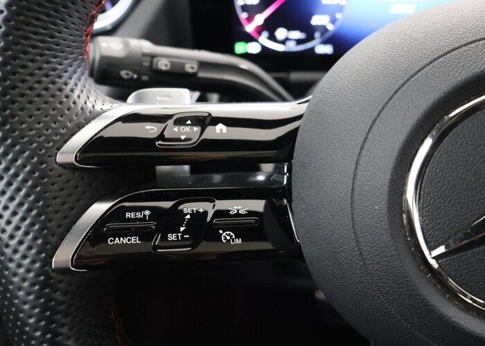 Mercedes-Benz GLA 250e Business Solution AMG