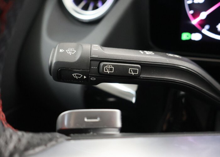 Mercedes-Benz GLA 250e Business Solution AMG