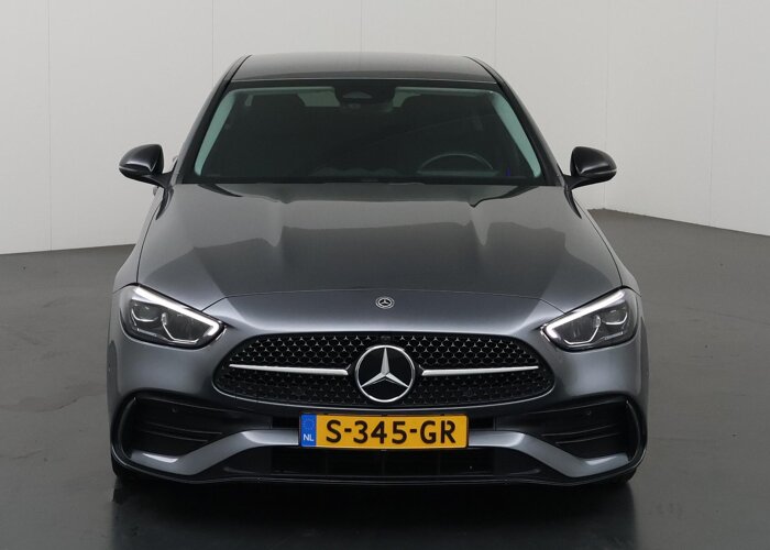 Mercedes-Benz C-Klasse 180 AMG Line