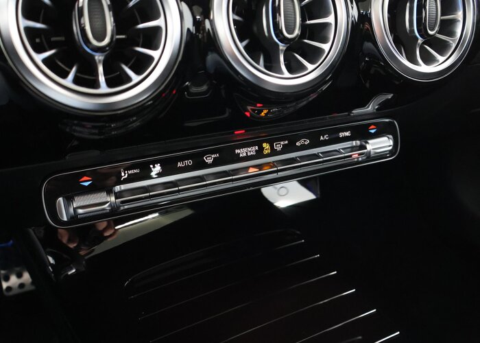 Mercedes-Benz CLA-Klasse 180 Business Solution AMG