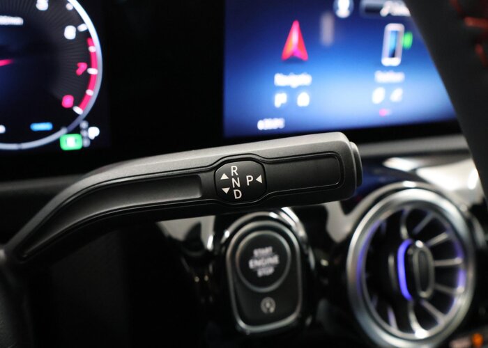 Mercedes-Benz CLA-Klasse 180 Business Solution AMG
