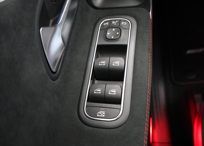 Mercedes-Benz CLA-Klasse 180 Business Solution AMG