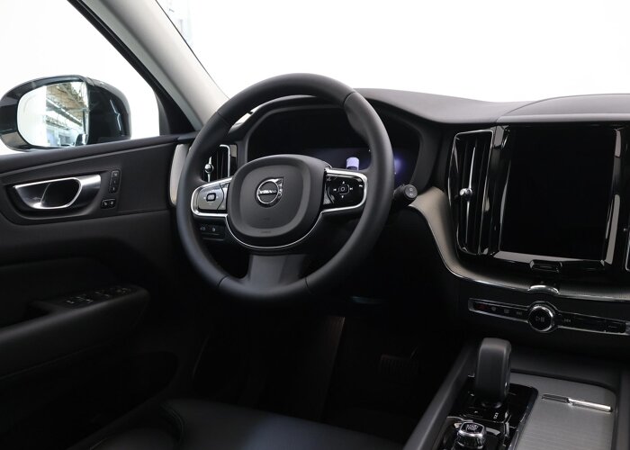 Volvo XC60 2.0 Recharge T6 AWD R-Design