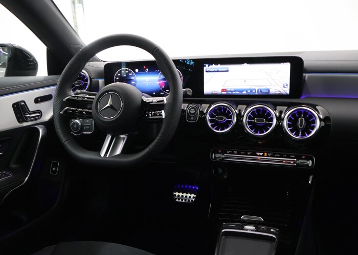 Mercedes-Benz CLA-Klasse 180 Business Solution AMG