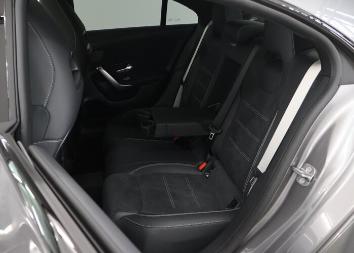 Mercedes-Benz CLA-Klasse 180 Business Solution AMG