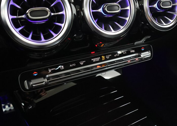 Mercedes-Benz CLA-Klasse 180 Business Solution AMG