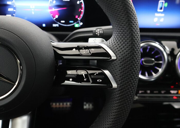 Mercedes-Benz CLA-Klasse 180 Business Solution AMG
