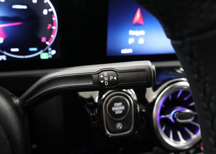 Mercedes-Benz CLA-Klasse 180 Business Solution AMG
