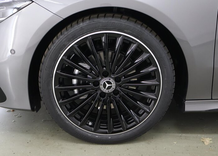 Mercedes-Benz CLA-Klasse 180 Business Solution AMG