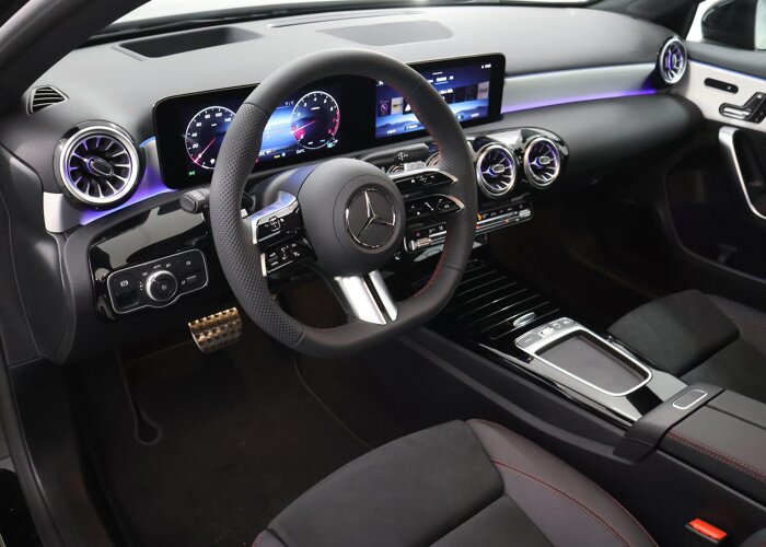 Mercedes-Benz A-Klasse 180 Business Solution AMG