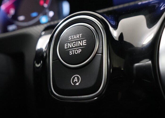 Mercedes-Benz A-Klasse 180 Business Solution AMG