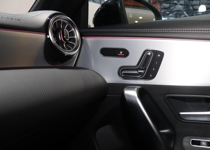 Mercedes-Benz CLA-Klasse 180 Business Solution AMG