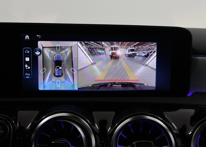 Mercedes-Benz A-Klasse 180 Business Solution AMG