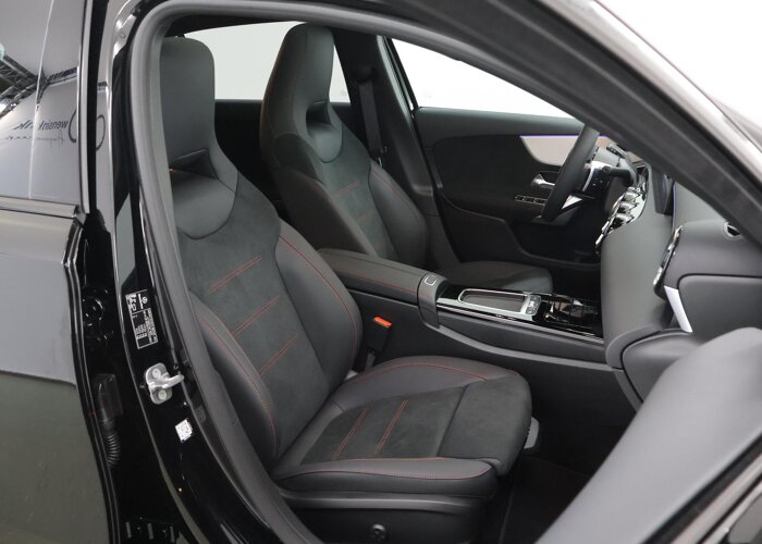 Mercedes-Benz A-Klasse 180 Business Solution AMG