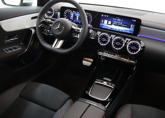 Mercedes-Benz CLA-Klasse 180 Business Solution AMG