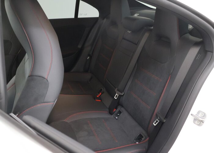 Mercedes-Benz CLA-Klasse 180 Business Solution AMG