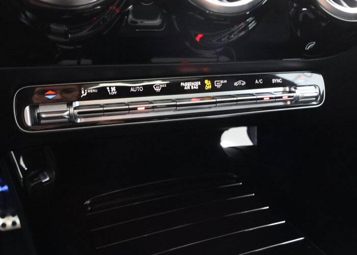 Mercedes-Benz CLA-Klasse 180 Business Solution AMG